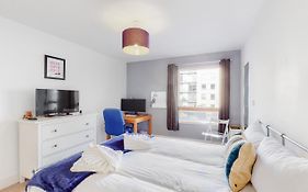 Lovely 1 Bed Apartment In Streatham